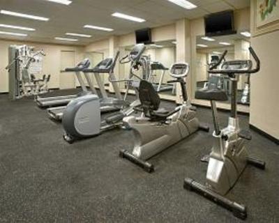 фото отеля Four Points by Sheraton Toronto Airport