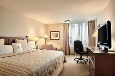 фото отеля Four Points by Sheraton Toronto Airport