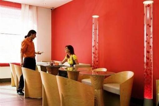 фото отеля Hotel Ibis Madrid Alcobendas