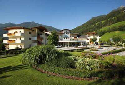 фото отеля Alpenpalace Deluxe Hotel & Spa