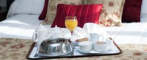 фото отеля Clybaun Hotel Galway