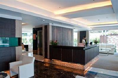 фото отеля Kingston Suites Bangkok