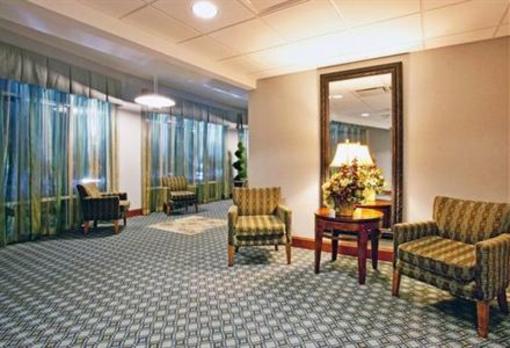 фото отеля Holiday Inn Hotel & Suites Beckley