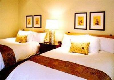 фото отеля Tradewinds Carmel