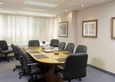 фото отеля Quality Inn & Suites P.E. Trudeau Airport-Montreal