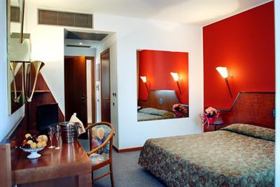фото отеля Hotel Cangrande di Soave