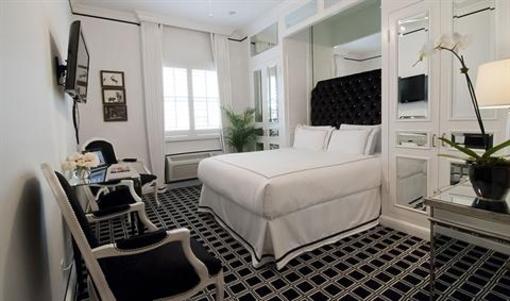 фото отеля The Chesterfield Palm Beach