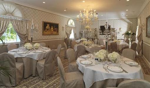 фото отеля The Chesterfield Palm Beach