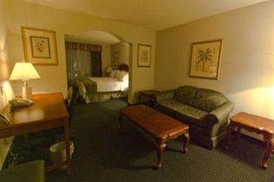 фото отеля Radisson Hotel & Suites Fort McMurray