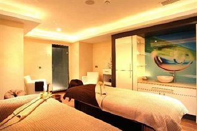 фото отеля Lough Rea Hotel and Spa