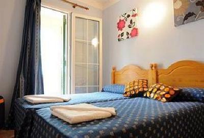 фото отеля Maribel Apartments Menorca