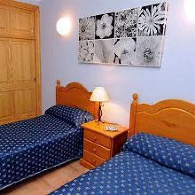 фото отеля Maribel Apartments Menorca