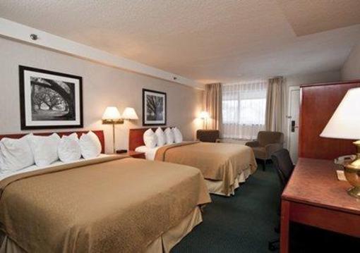 фото отеля Quality Inn Maple Ridge
