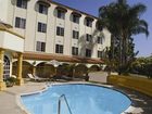 фото отеля Hampton Inn & Suites Santa Ana/Orange County Airport