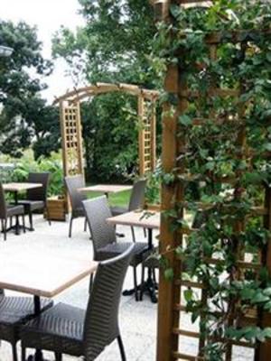 фото отеля Hotel Kyriad Angers Sud Les Ponts-de-Ce