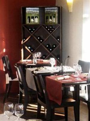 фото отеля Hotel Kyriad Angers Sud Les Ponts-de-Ce