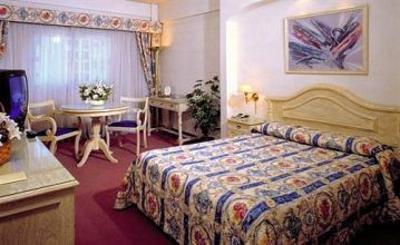 фото отеля Cambremon Hotel