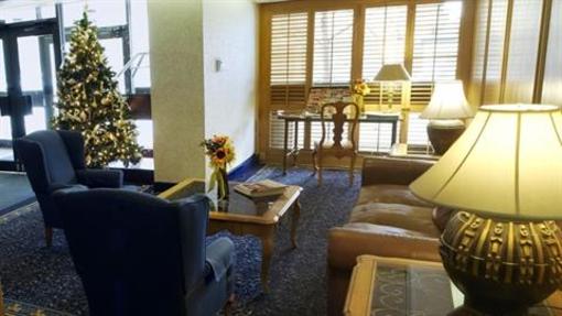 фото отеля Embassy Hotel and Suites