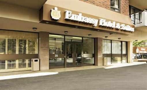 фото отеля Embassy Hotel and Suites