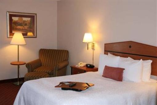 фото отеля Hampton Inn Greeneville