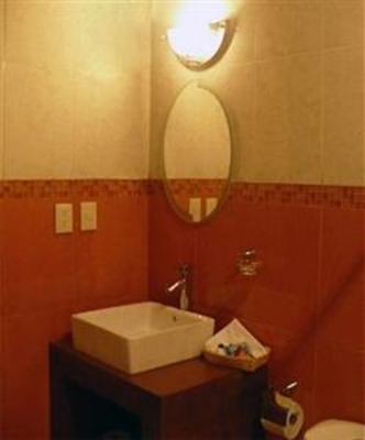 фото отеля Hotel Zapata 91