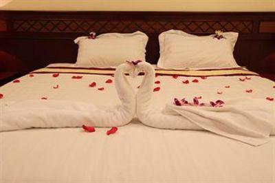 фото отеля CNR House Hotel