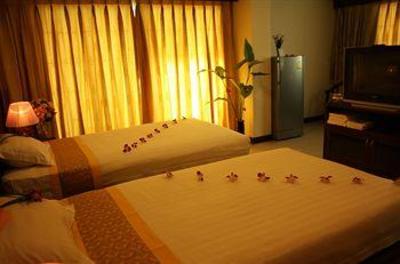 фото отеля CNR House Hotel