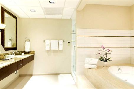 фото отеля Doubletree Hotel Ontario Airport