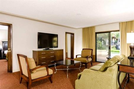 фото отеля Doubletree Hotel Ontario Airport