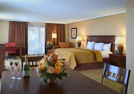 фото отеля Doubletree Hotel Ontario Airport