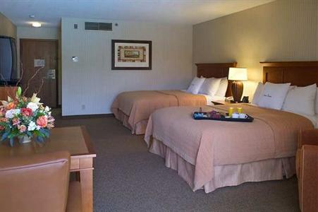 фото отеля Doubletree Hotel Ontario Airport