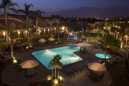 фото отеля Doubletree Hotel Ontario Airport