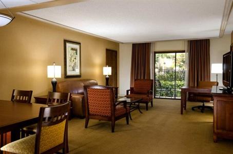 фото отеля Doubletree Hotel Ontario Airport