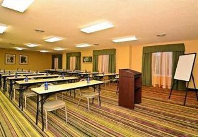 фото отеля Fairfield Inn & Suites Cherokee