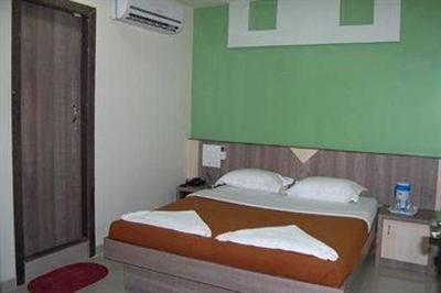 фото отеля Hotel Galaxy Residency Mumbai