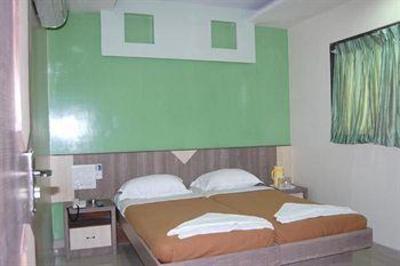 фото отеля Hotel Galaxy Residency Mumbai