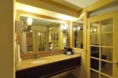 фото отеля BEST WESTERN Palm Court Hotel