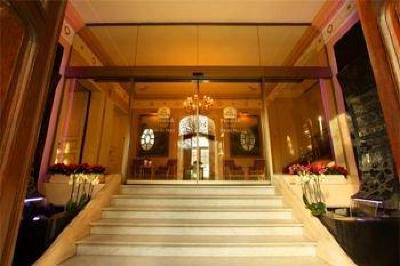 фото отеля BEST WESTERN Premier Hotel Villa des Fleurs