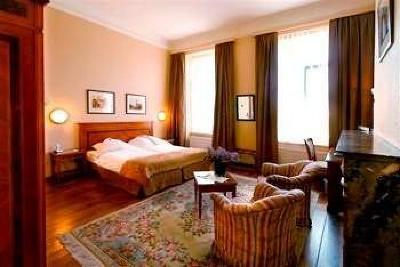 фото отеля BEST WESTERN Premier Hotel Villa des Fleurs