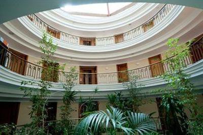 фото отеля Hotel Hoyuela