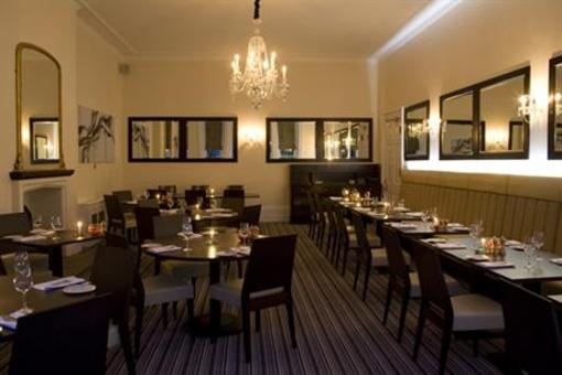 фото отеля Oakley Hall Hotel Basingstoke