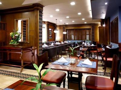 фото отеля Herald Suites Solana