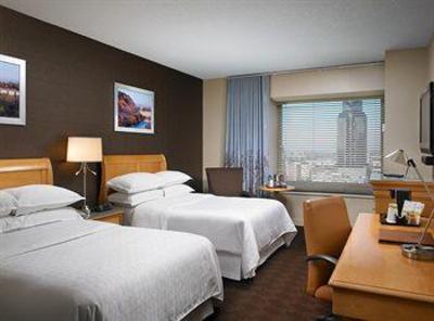 фото отеля Sheraton Grand Sacramento Hotel