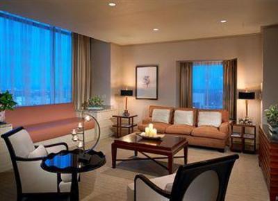 фото отеля Sheraton Grand Sacramento Hotel