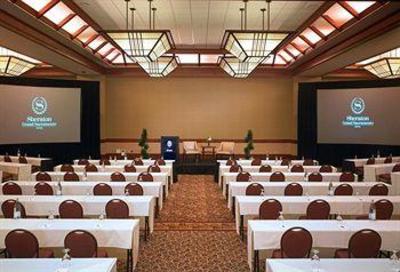 фото отеля Sheraton Grand Sacramento Hotel
