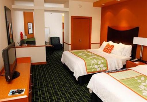 фото отеля Fairfield Inn & Suites Madison East