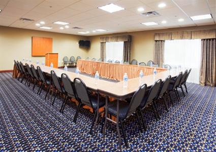 фото отеля Holiday Inn Express Hotel & Suites Mount Airy South