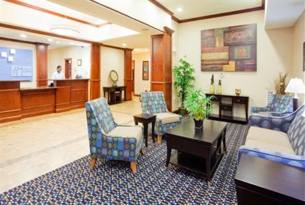 фото отеля Holiday Inn Express Hotel & Suites Mount Airy South