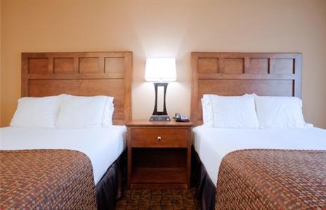фото отеля Holiday Inn Express Hotel & Suites Mount Airy South