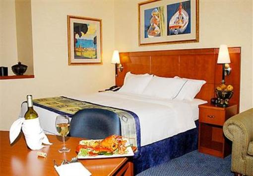 фото отеля Courtyard Hotel Newfoundland St. John's (Canada)